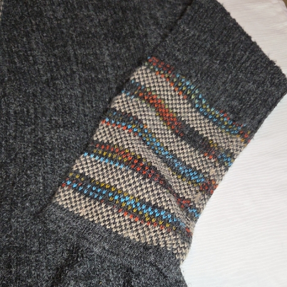 Monoreno Gray Multicolor Fringe Cardigan - Picture 7 of 8
